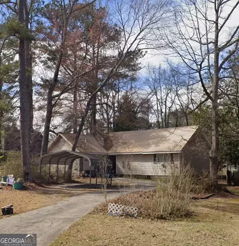 1407 Rainbow Cir, Griffin, GA 30224