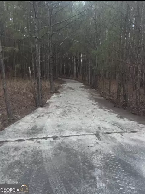 215 Picketts Way, Acworth, GA 30101