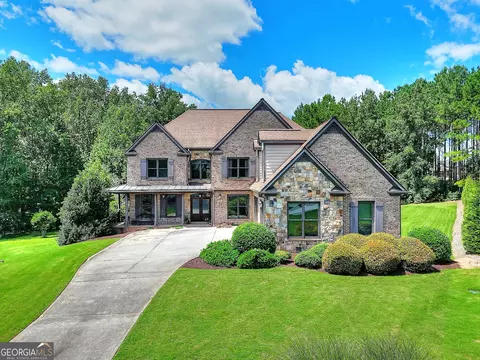 2512 Alcovy Club Dr, Dacula, GA 30019