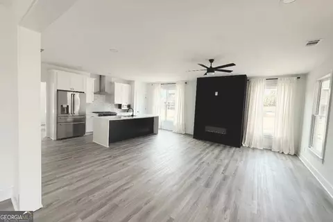 648 Liella Park SE, Atlanta, GA 30312