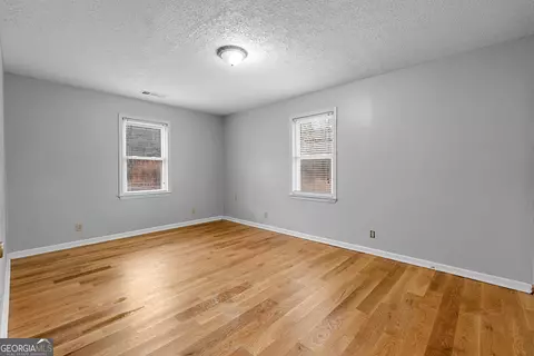 Bedroom - 1330 Dunn Rd, Molena, GA 30258 photo 1 of 6