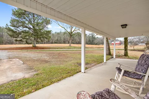 Exterior - 1330 Dunn Rd, Molena, GA 30258 photo 3 of 9