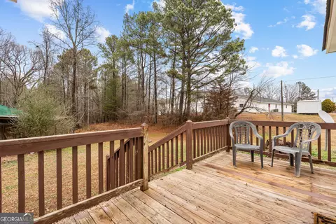 Exterior - 1330 Dunn Rd, Molena, GA 30258 photo 4 of 9