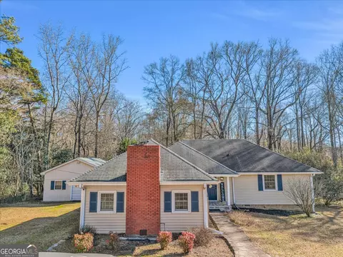 70 Newton Ridge Dr, Covington, GA 30014