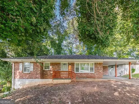 2077 Green Forrest Dr, Decatur, GA 30032
