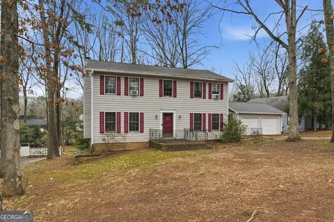 1732 Golfcrest Ct, Stone Mountain, GA 30088