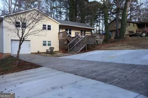 606 Echo Ln, Woodstock, GA 30189