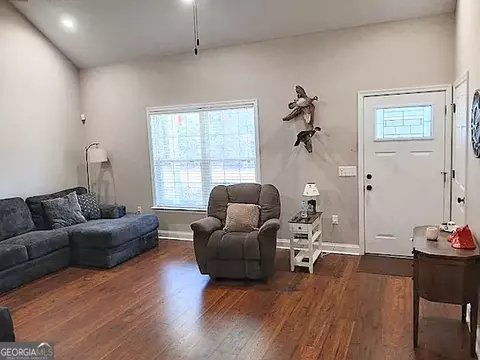 Entry Way - 340 Hodge Rd, Perry, GA 31069 photo 1 of 2