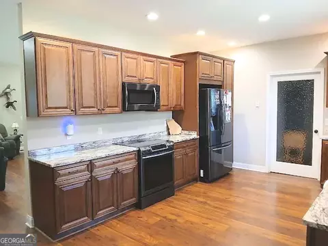 Kitchen - 340 Hodge Rd, Perry, GA 31069 photo 2 of 3