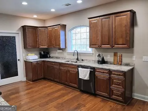 Kitchen - 340 Hodge Rd, Perry, GA 31069 photo 1 of 3