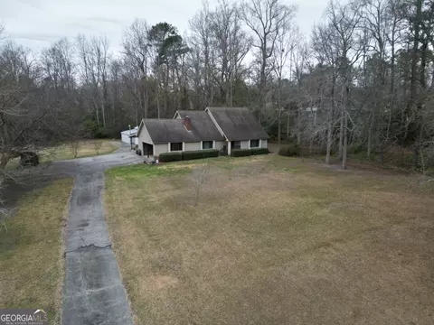 Exterior - 223 Trinity Rd, Dublin, GA 31021 photo 3 of 8