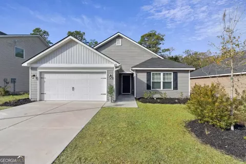 68 Hayden Dr, Saint Marys, GA 31558