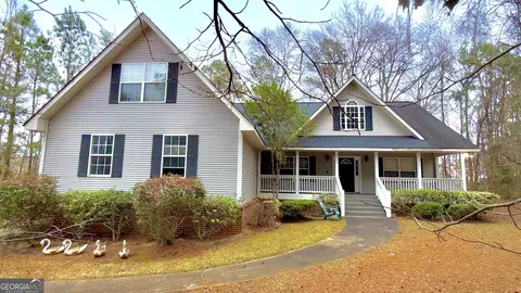 229 Lite N Tie Rd, Gray, GA 31032