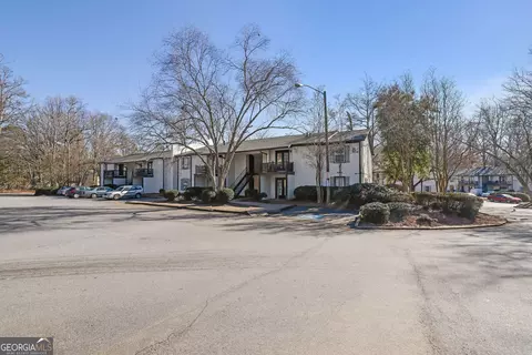 3595 Woodbriar Cir #H, Tucker, GA 30084