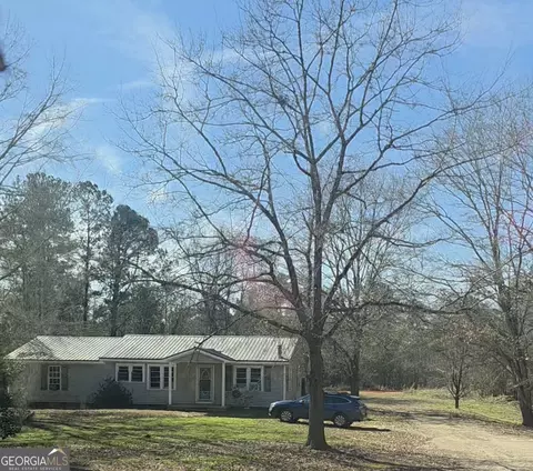 7367 Crest Hwy, Molena, GA 30258