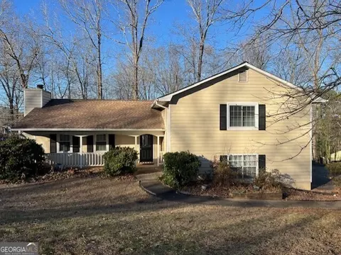 4515 S Landing Dr, Marietta, GA 30066