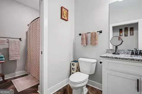 Bath - 1505 Willis Rd, Barnesville, GA 30204 photo 5 of 5