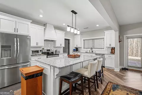 Kitchen - 1505 Willis Rd, Barnesville, GA 30204 photo 1 of 3