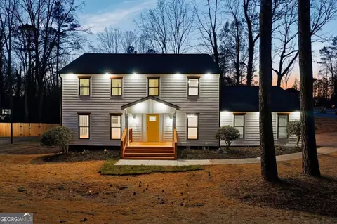2348 Marneil Dr NE, Marietta, GA 30062