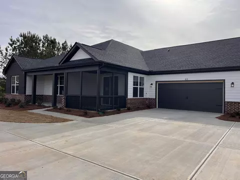 63 Thomaston St #11, Newnan, GA 30263