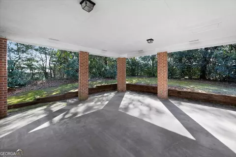 Exterior - 1802 Pine Forest Cir, Dublin, GA 31021 photo 9 of 11