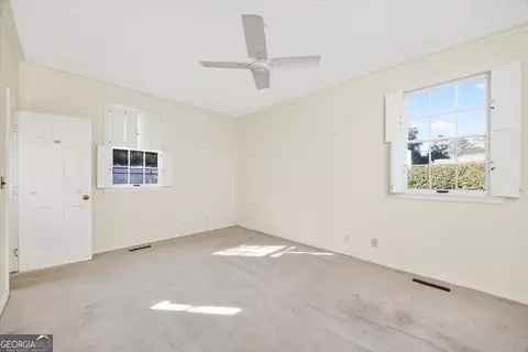 Bedroom - 1802 Pine Forest Cir, Dublin, GA 31021 photo 9 of 11