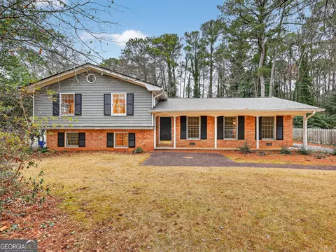 4218 Durham Cir, Stone Mountain, GA 30083