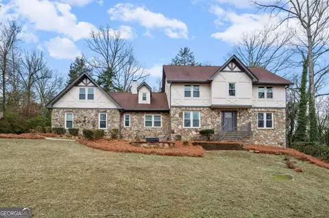 4947 Castlewood Dr SW, Lilburn, GA 30047