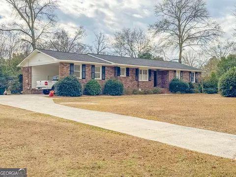 3150 Holleman Dr, Macon, GA 31216
