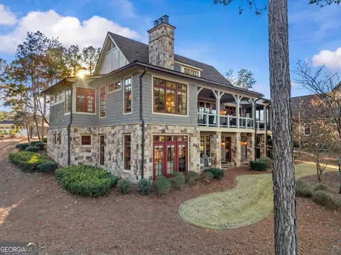 1230 Cottage Ln E, Greensboro, GA 30642