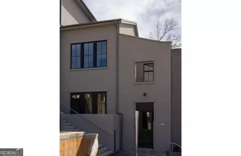 10939 Serenbe Ln, Chattahoochee Hills, GA 30268