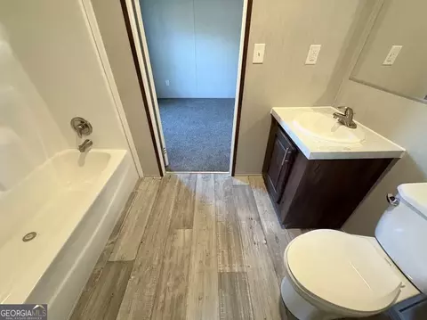 Bath - 152 Trinity Ct, Royston, GA 30662 photo 1 of 3