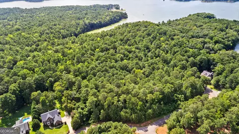 109 Riverbluff Dr, Lagrange, GA 30240