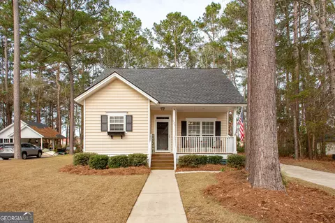 125 Brisbon Hall Dr, Richmond Hill, GA 31324