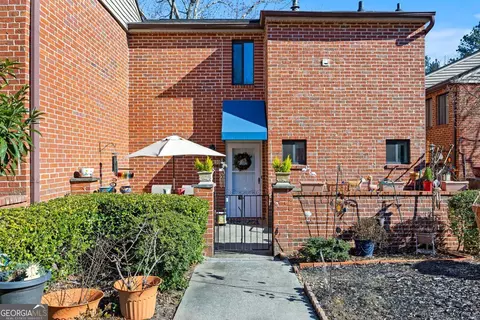 2279 Pernoshal Ct, Dunwoody, GA 30338