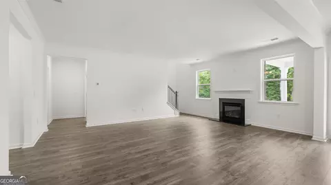 Living - 1775 Goodwin Dr, Hampton, GA 30228 photo 2 of 3