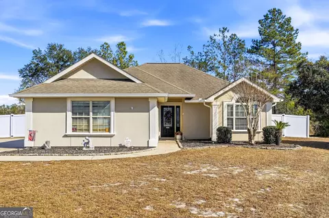 235 Victorian Lake Dr, Brunswick, GA 31525