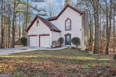 215 Pine Bridge Trl, Alpharetta, GA 30022