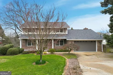 1582 Riverside Dr, Gainesville, GA 30501