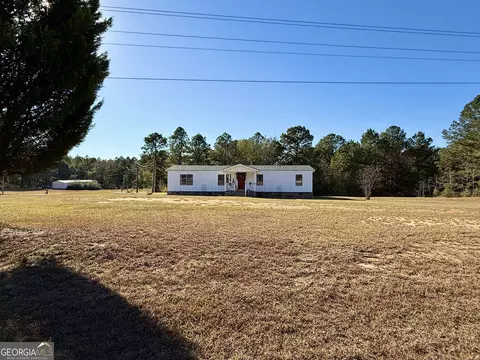 Exterior - 10199 Ga Highway 296, Stapleton, GA 30823 photo 5 of 8