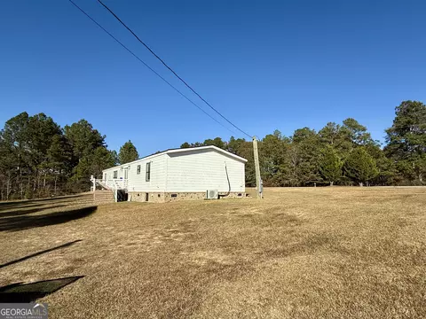 Exterior - 10199 Ga Highway 296, Stapleton, GA 30823 photo 6 of 8