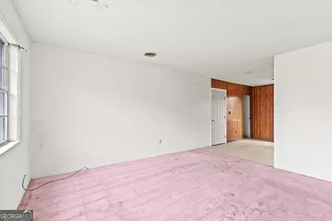 Living - 3320 Jonathan Cir, Augusta, GA 30906 photo 1 of 2