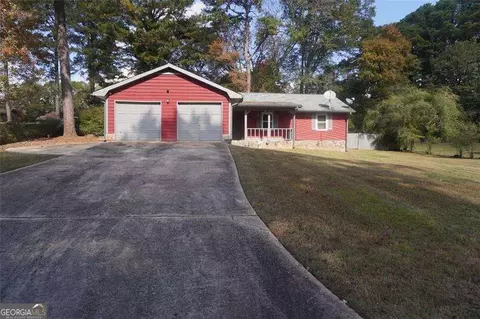 1558 Thornwood Ct, Jonesboro, GA 30236