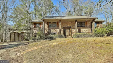 161 Mockingbird Ln, Brooks, GA 30205