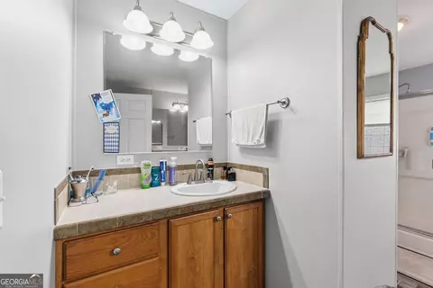 Bath - 471 Kirkpatrick Rd, Cochran, GA 31014 photo 1 of 7