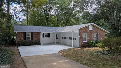 1222 Laurel Hill Dr, Decatur, GA 30033