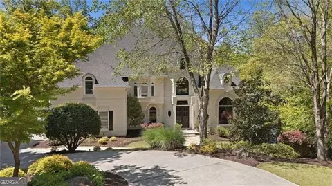 960 Tiverton Ln, Alpharetta, GA 30022