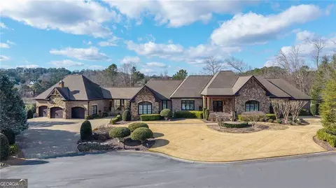 105 Ansley Dr, Calhoun, GA 30701