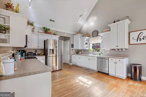Kitchen - 37 Heather Cir, Cave Spring, GA 30124 photo 1 of 4