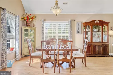 Dining - 37 Heather Cir, Cave Spring, GA 30124 photo 1 of 2